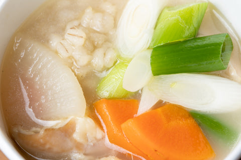 京都産地鶏と塩麹の煮込みパイタン